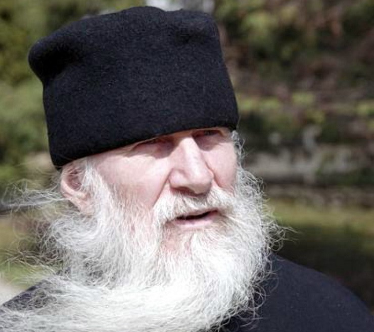 Ori creștini buni, ori pierim! Luați aminte ce vă spun: numai Dumnezeu din cer ne salvează