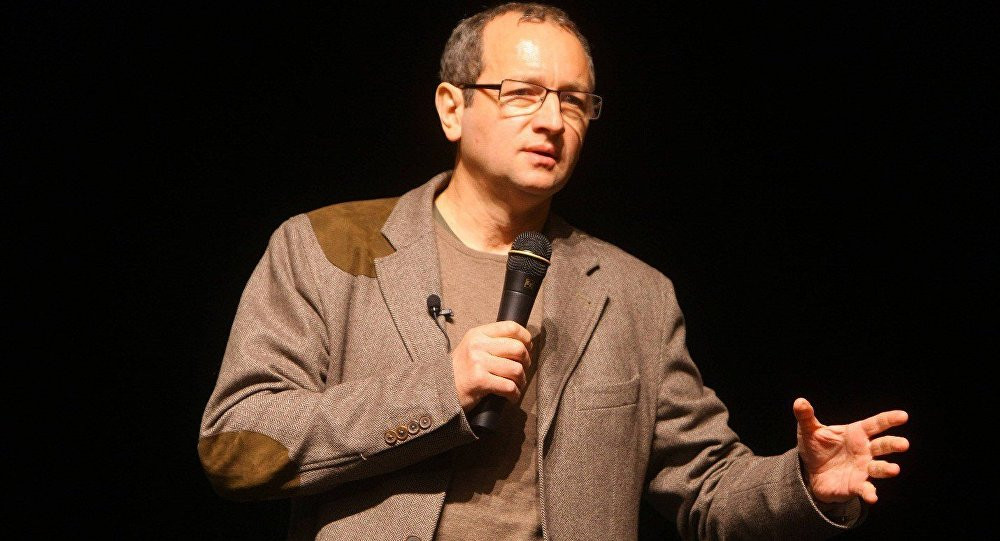 Dan Puric: „Suntem în război virusologico-ideologic. Cel mai mare efort care se face astăzi esta ca poporul român să fie scos din matca lui sufletească”