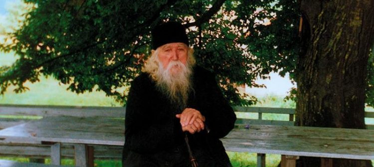 Pierdem toată osteneala noastră, dacă nu păzim acestea două: mintea și limba