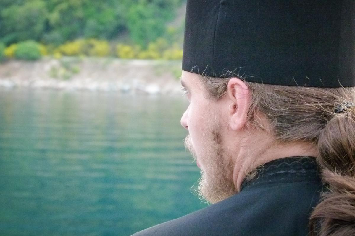 Maica Domnului îl salvează pe monahul pătimaș