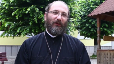 Vă rog să vă lăsați de fumat. Se moare greu de plămâni