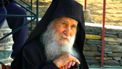 Omul care nu are răbdare şi se grăbeşte nu poate cunoaşte ni­ciodată voia dumnezeiască