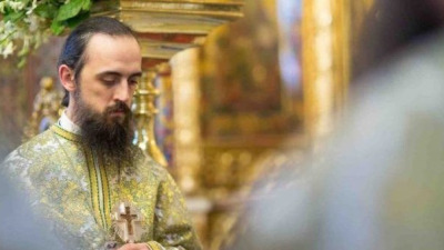 Zece porunci are înţelepciunea: de 10 ori să taci şi o dată să vorbeşti şi atunci puţin