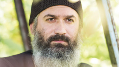 Sufletul să ştiţi că e ca o lumânare, se aprinde îndată