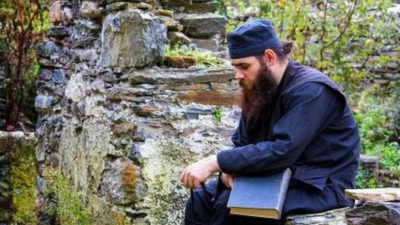 De ce deseori drepții suferă, iar păcătoșii sporesc?