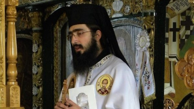 Dumnezeu pune în traistă, dar e nevoie să o ținem și noi deschisă…