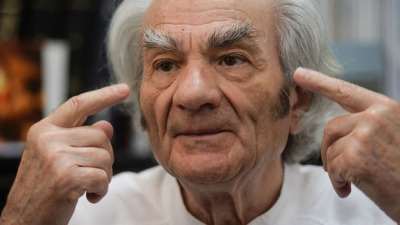 Prof. dr. Leon Dănăilă: „Credința în Dumnezeu îi dă bolnavului o imunitate mai bună, el rezistă mai bine la boală pentru că boala este formată 50% din stare organică și 50% din stare psihică”