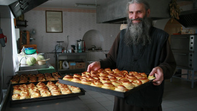 Dă cât poţi, dar dă!