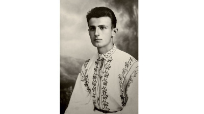 O poveste simplă, dar plină de lumină, precum o icoană…