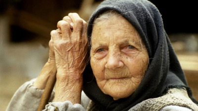 "Numai aşa să te rogi toată viaţa de acum înainte!"