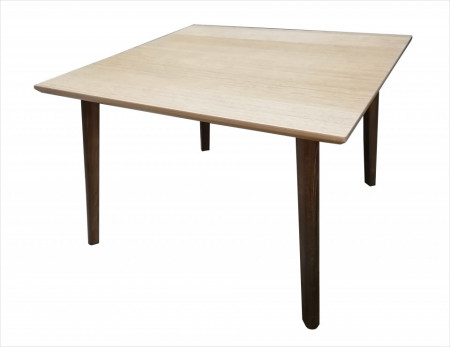 Klub sto 68 x 68