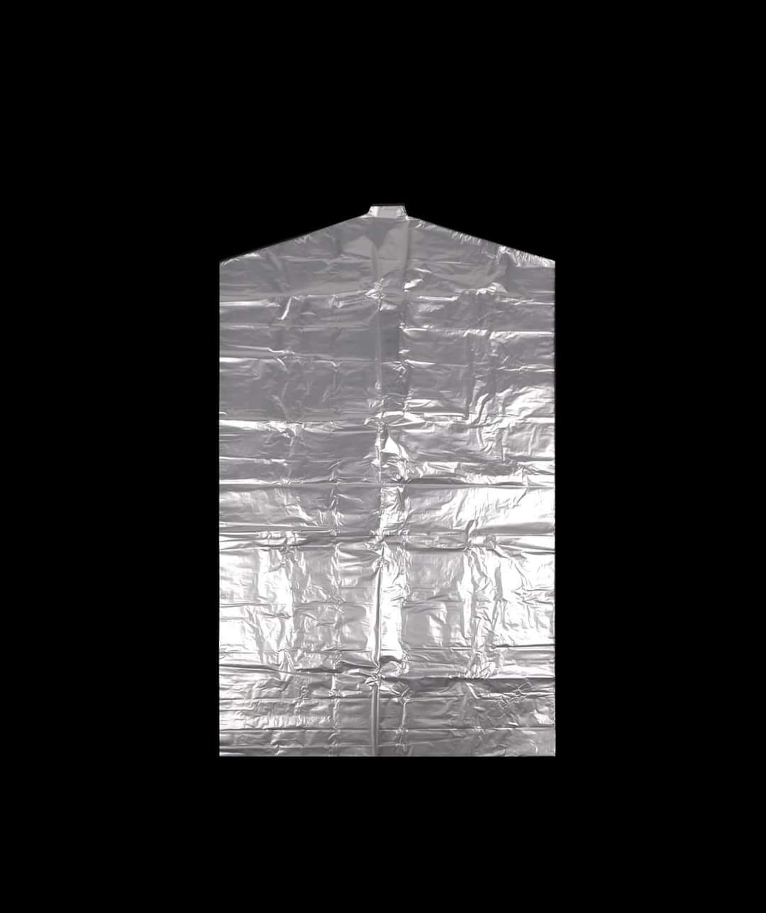 Saci plastic acoperit confectiile