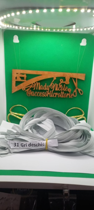 Fermoar ascuns 60 cm 31 Gri Deschis