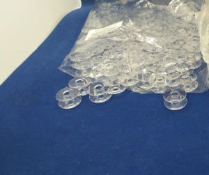 Spon / mosorel masina cusut casnica Plastic Singer Inaltime 10,9 mm Diametru 19,1 mm