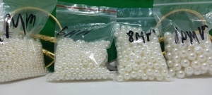 Perle pentru cusut Ivory Dimensiune 4 mm Punga cca 50 gr - Img 3