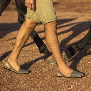 Sandale din piele intoarsa AVARCA MINORQUINES Grey Men - Img 4