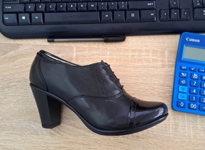 Pantofi dama, din piele naturala box cu varf lac toc de 7cm P46SLN - Img 2
