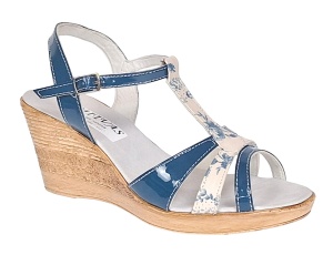 Sandale dama, din piele naturala cu platforme de 7.5cm Albastru S47LACBL