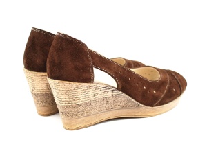 Pantofi dama decupati din piele naturala intoarsa - Model maro LS1047M - Img 2