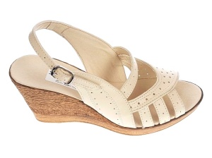 Sandale dama de vara cu platforme de 7 cm, din piele naturala, bej, S64BEJBOX