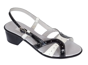 Oferta marimea 37 Sandale dama din piele naturala lacuita in doua culori alb negru Sara - Img 8