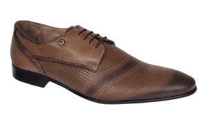 Pantofi barbati eleganti din piele naturala cu perforatii - Marimea 44 - 730NIS