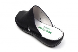 Saboti medicali negri din piele naturala box, cu perforatii Med-Line RSY438N - Img 3