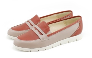 Pantofi dama casual din piele naturala, cu platforme - Made in Romania ROVI23CREM