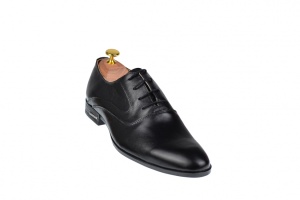 Pantofi barbati eleganti din piele naturala de culoare neagra PNOU371N