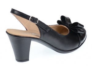Pantofi dama decupati piele naturala de culoare neagra – Eleganta si confort intr-un design rafinat - Img 2