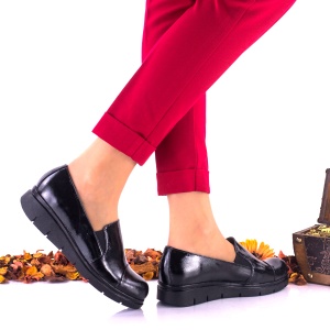 Pantofi dama negri, casual din piele naturala lacuita NA270B - Img 3