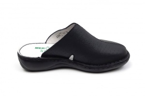 Saboti medicali negri din piele naturala box, cu perforatii Med-Line RSY438N - Img 4