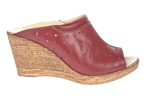 Oferta marimea 36, 38, 41 - Saboti dama de vara, din piele naturala cu perforatii, culoare visiniu - LPAPUCTEAVIS - Img 3