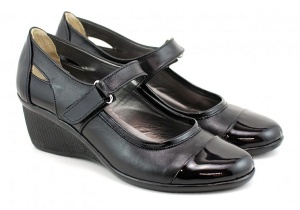 Pantofi dama piele naturala cu varf lacuit si arici, casual - Cod: P72N