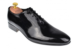 Marimea 39 Pantofi barbati eleganti din piele naturala GKR 024 Negru Lac