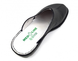 Saboti medicali negri din piele naturala box, cu perforatii Med-Line RSY438N - Img 8
