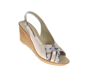 Sandale dama de vara cu platforme de 7 cm, din piele naturala lacuita, bej, S50LACBEJ - Img 3