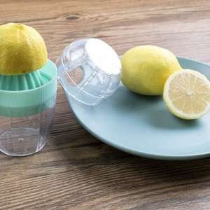 Storcator citrice manual cu recipient, awwaline, verde, plastic, filtru pentru pulpa, usor de curatat, portabil, 150 ml - Img 2