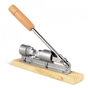 Spargator manual pentru nuci, awwaline, material otel si lemn - Img 5