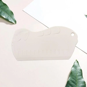 Taietor aluat din plastic ABS, awwaline, crem, gradat, BPA free, model elefant, 17 x 9 cm - Img 4