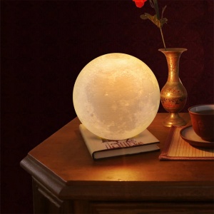 Lampa de veghe, awwaline, model luna 3D, 15cm, multicolora 7 efecte, reincarcabila, portabila, suport lemn - Img 6
