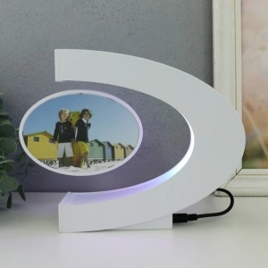 Rama foto cu levitatie magnetica, awwaline, alba, lumina LED in forma de C, ideala pentru cadou - Img 4