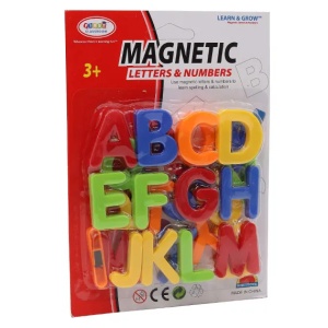 Magneți litere mari