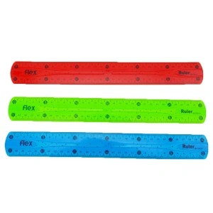 Riglă plastic flexibilă, 20 cm