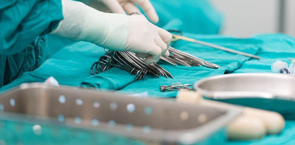 Câmpurile Chirurgicale Sterile: Esențiale pentru Siguranța și Igiena în Blocul Operator