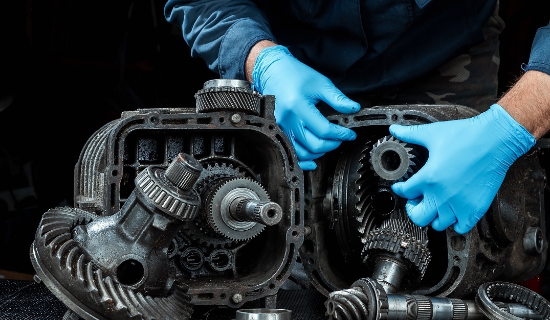 Detii un service auto? Iata ce produse nu trebuie sa iti lipseasca!