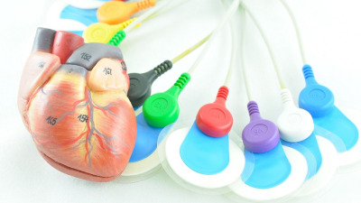 Electrozi și Cabluri EKG: Echipamente Esențiale pentru Monitorizarea Cardiovasculară