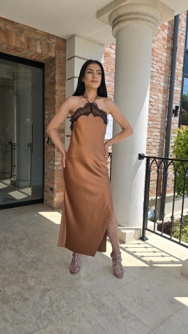 ROCHIE EVA DIN SATIN CU DANTELA SI SPATE DECUPAT - Img 2