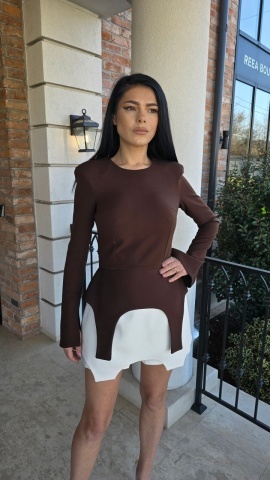 BLUZA MARO CU PEPLUM TIP PORJARTIER DORA
