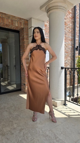 ROCHIE EVA DIN SATIN CU DANTELA SI SPATE DECUPAT
